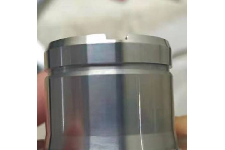 可轉(zhuǎn)向金剛石滾壓刀低壓力測試